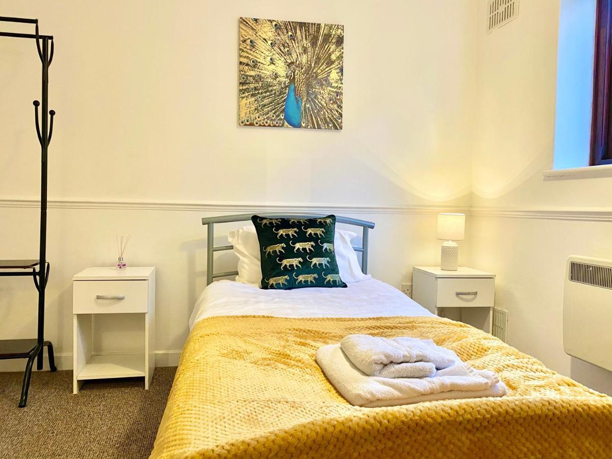 Easyrest Spalding - 4 Beds & Free Parking - Central & Modern Open Plan Apartment - Convenient Location Exterior foto
